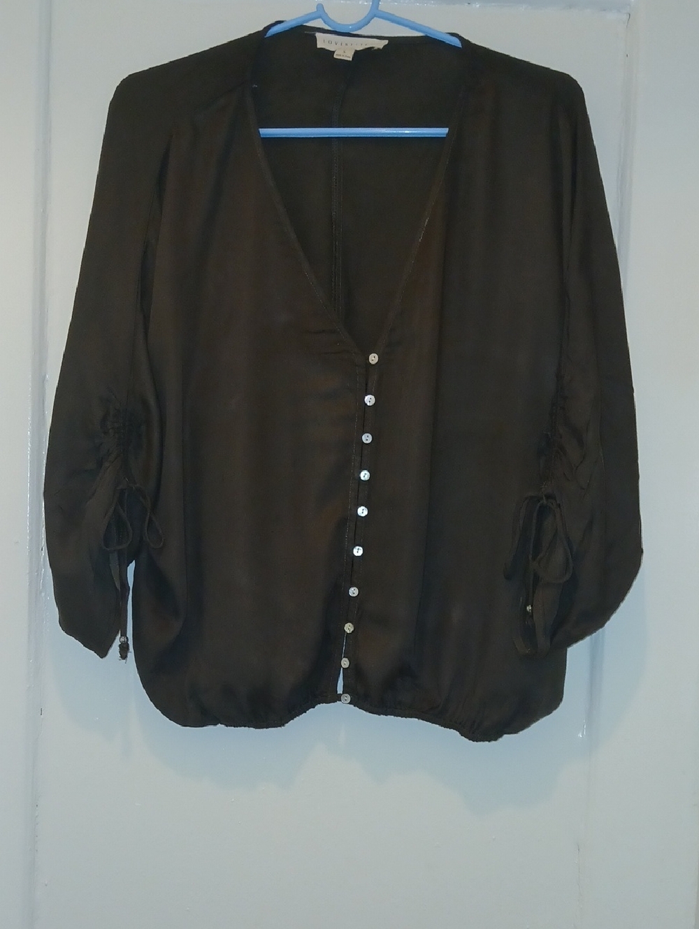 lovestitch Black Button-Front V-Neck Blouse